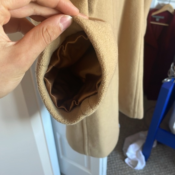 JONES NEW YORK WOMENSWEAR TAN COAT SIZE 10 - Picture 9 of 10